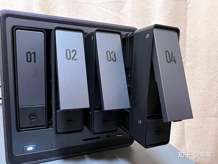 v2 4ec34bf0dd5d9f4a3987193340e39377 720w