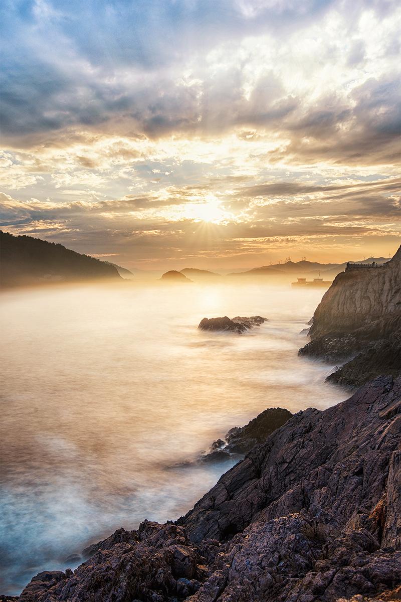 为什么很多人喜欢大海,向往大海,却很少有人喜欢大山?