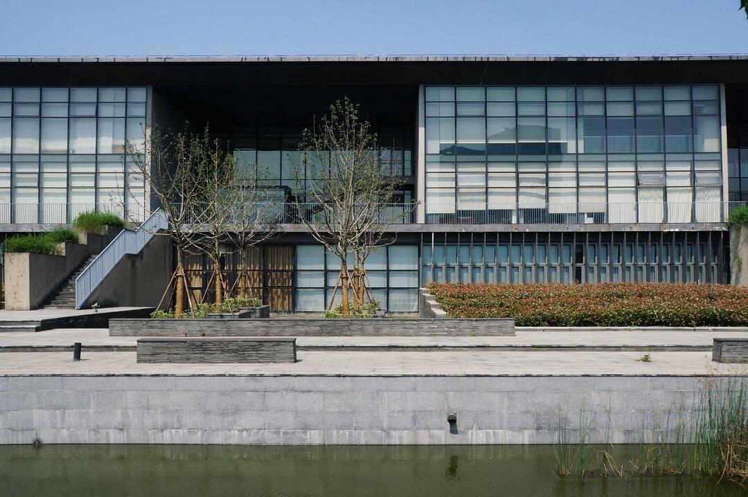 刘家琨设计过哪些建筑?其作品评价如何? - 知乎
