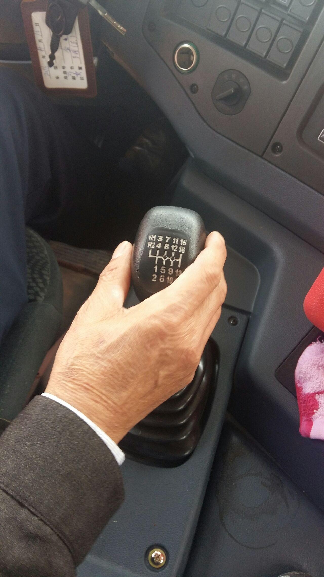 有没有手动档的档位个数能突破6个我的意思是指家用的不是说大货车