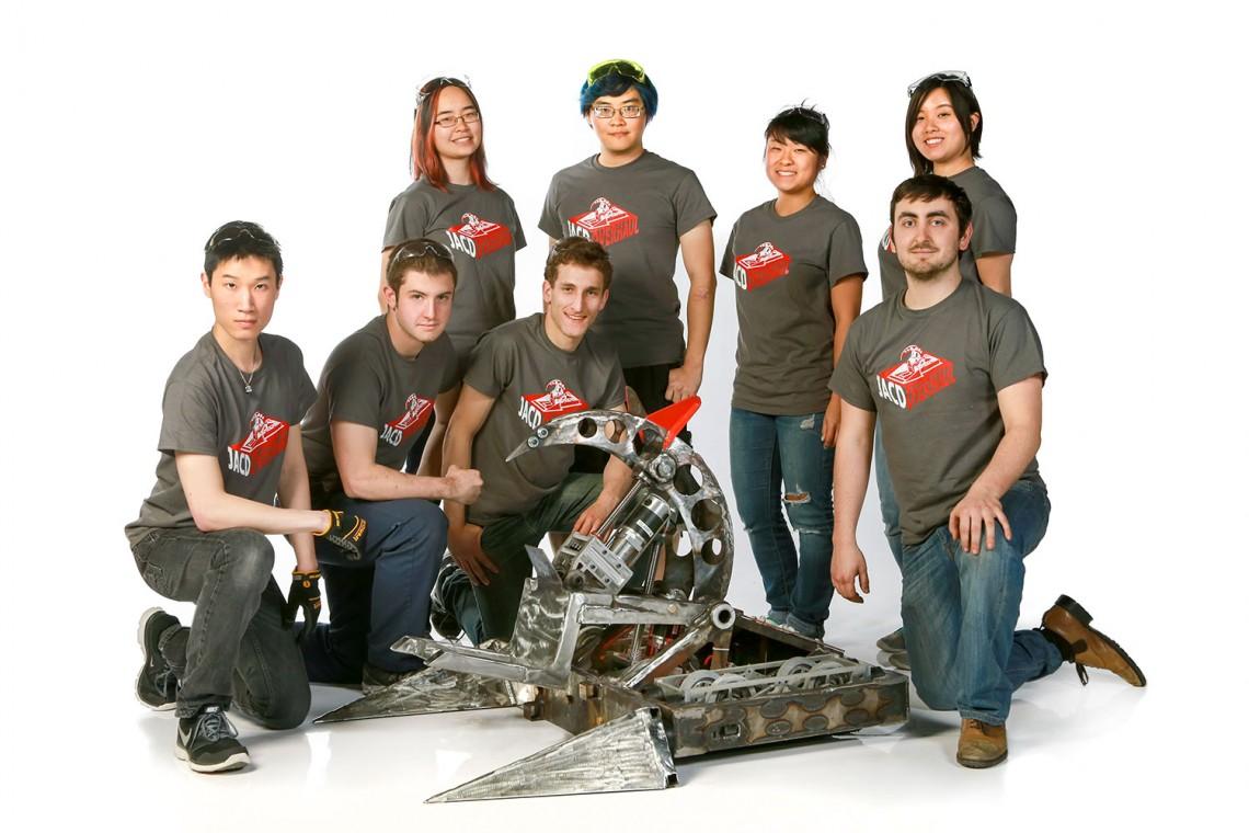 机器人大战博茨大战battlebots2015赛季已经结束大家觉得冠军选手有