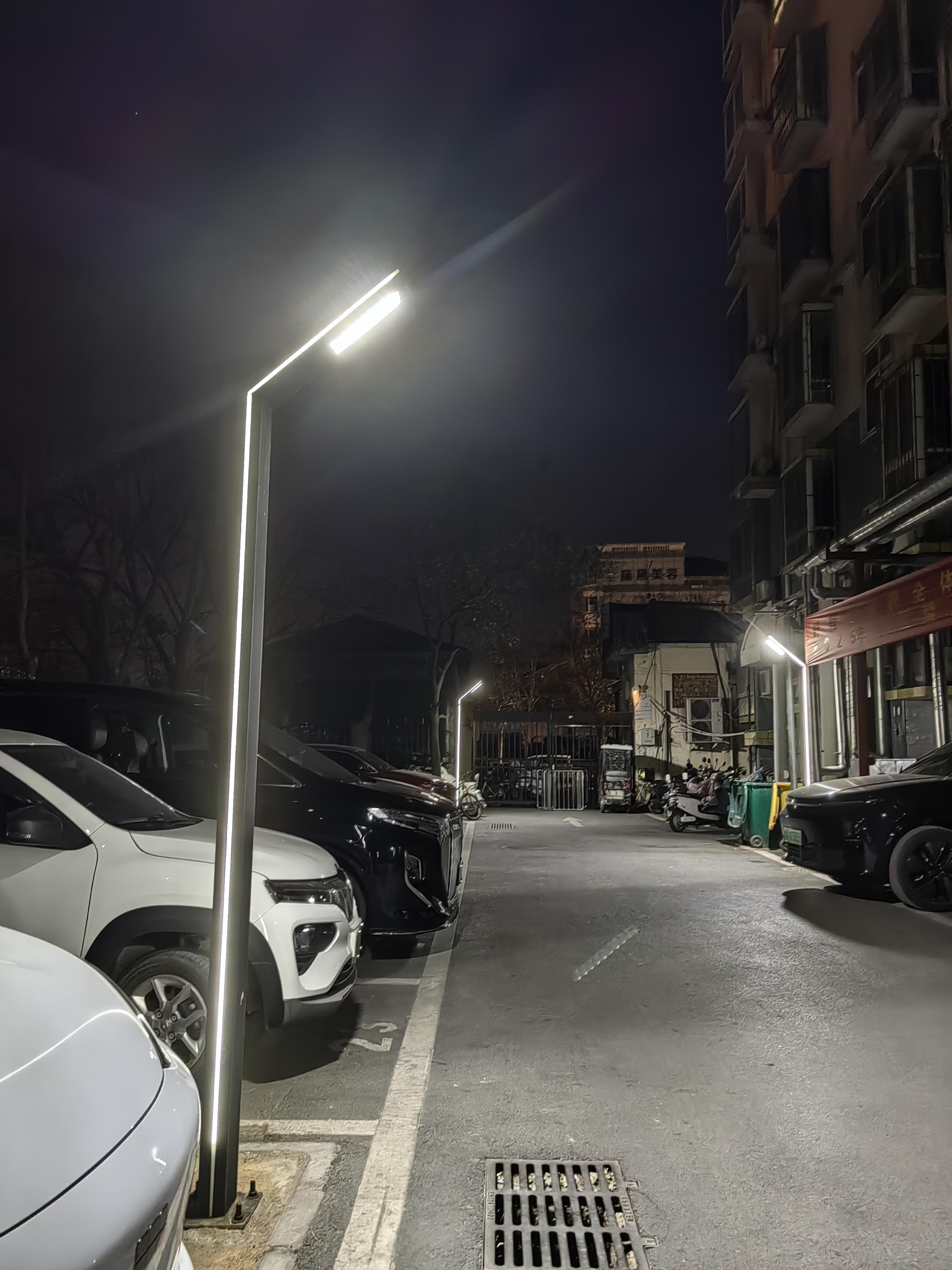 程雪 的想法: 小区的路灯/小时候的路灯