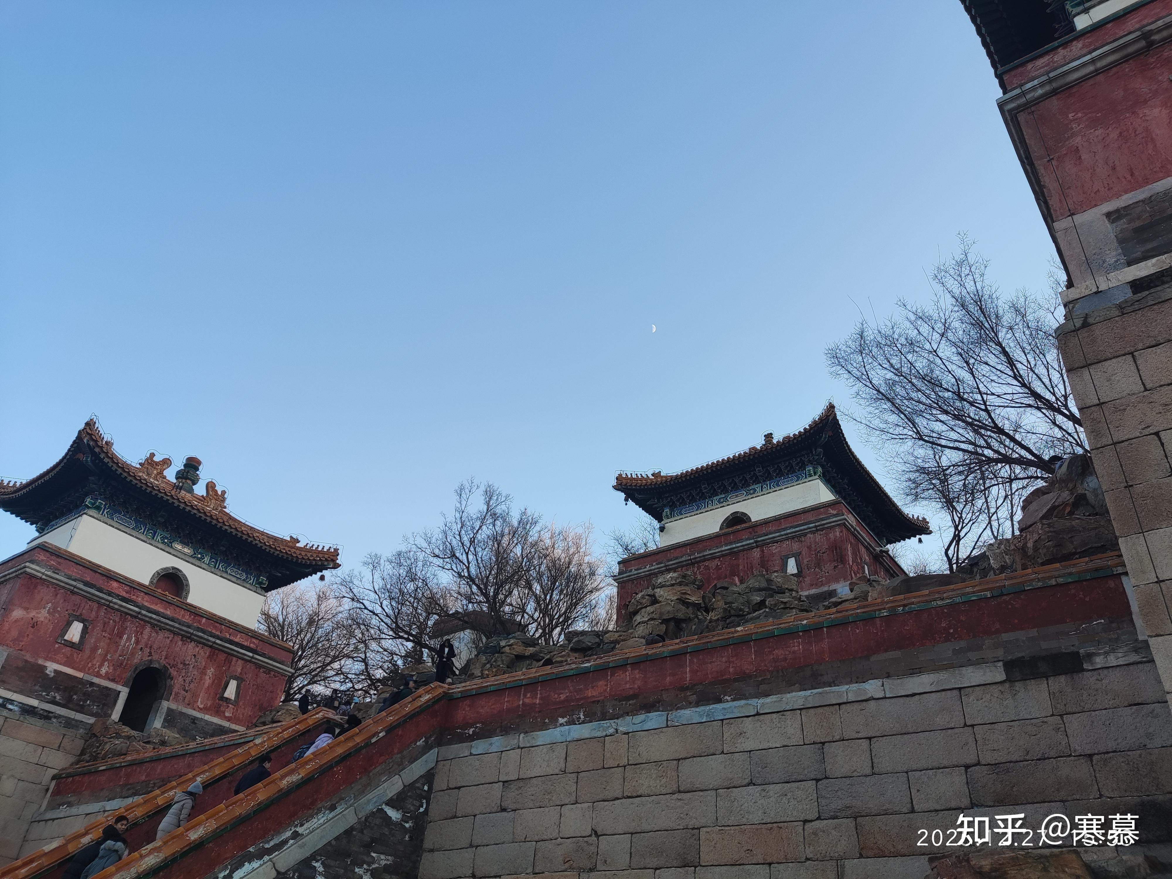 寒慕 的想法: 年度 | #我的2025年度报告 烛影摇红[插图]上元有怀双阙中天，凤楼十二春寒浅。去年元夜奉宸游，曾侍瑶池… - 知乎