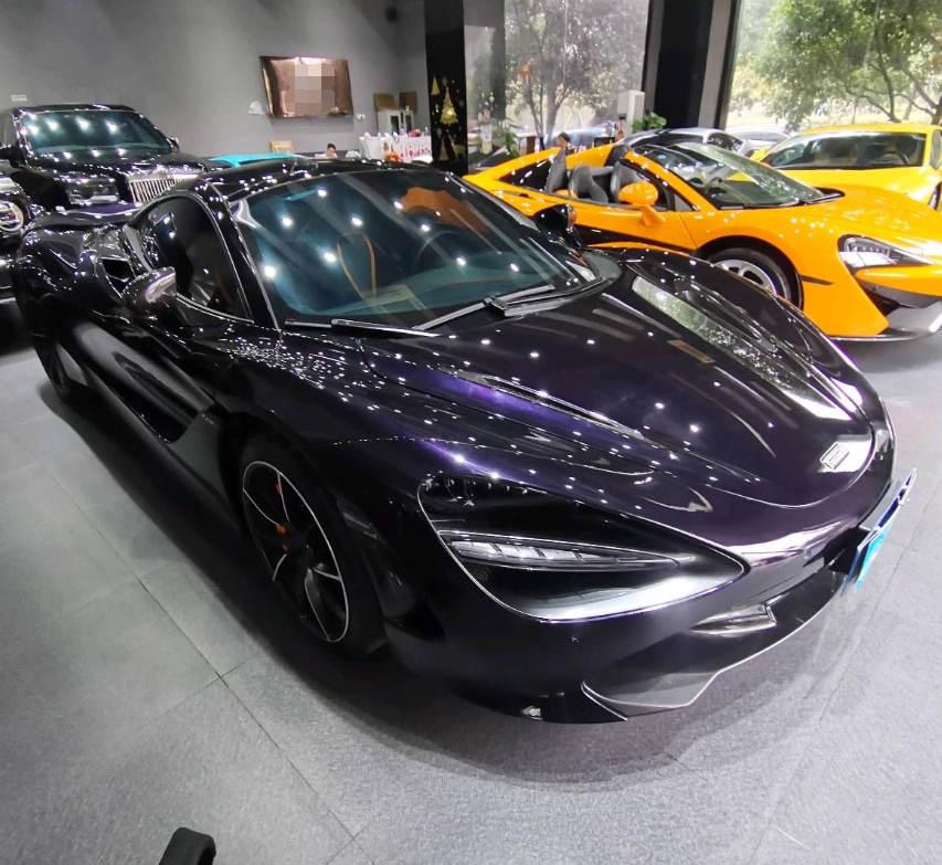 今天在深圳帮一位粉丝大哥检测了一辆非常酷炫超跑2019款迈凯伦720s这