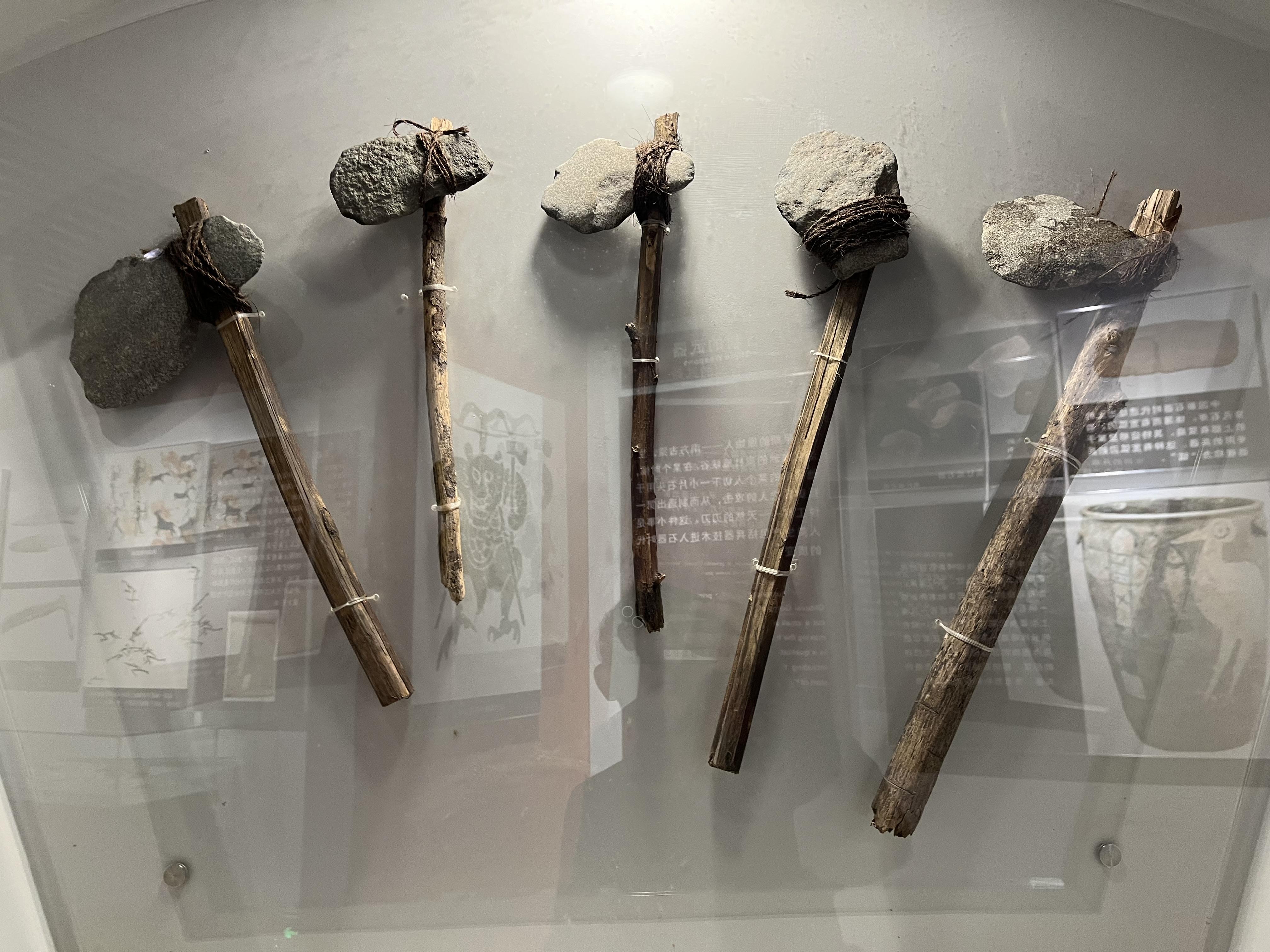 陈安研究员 的想法: 人类社会的第一件兵器