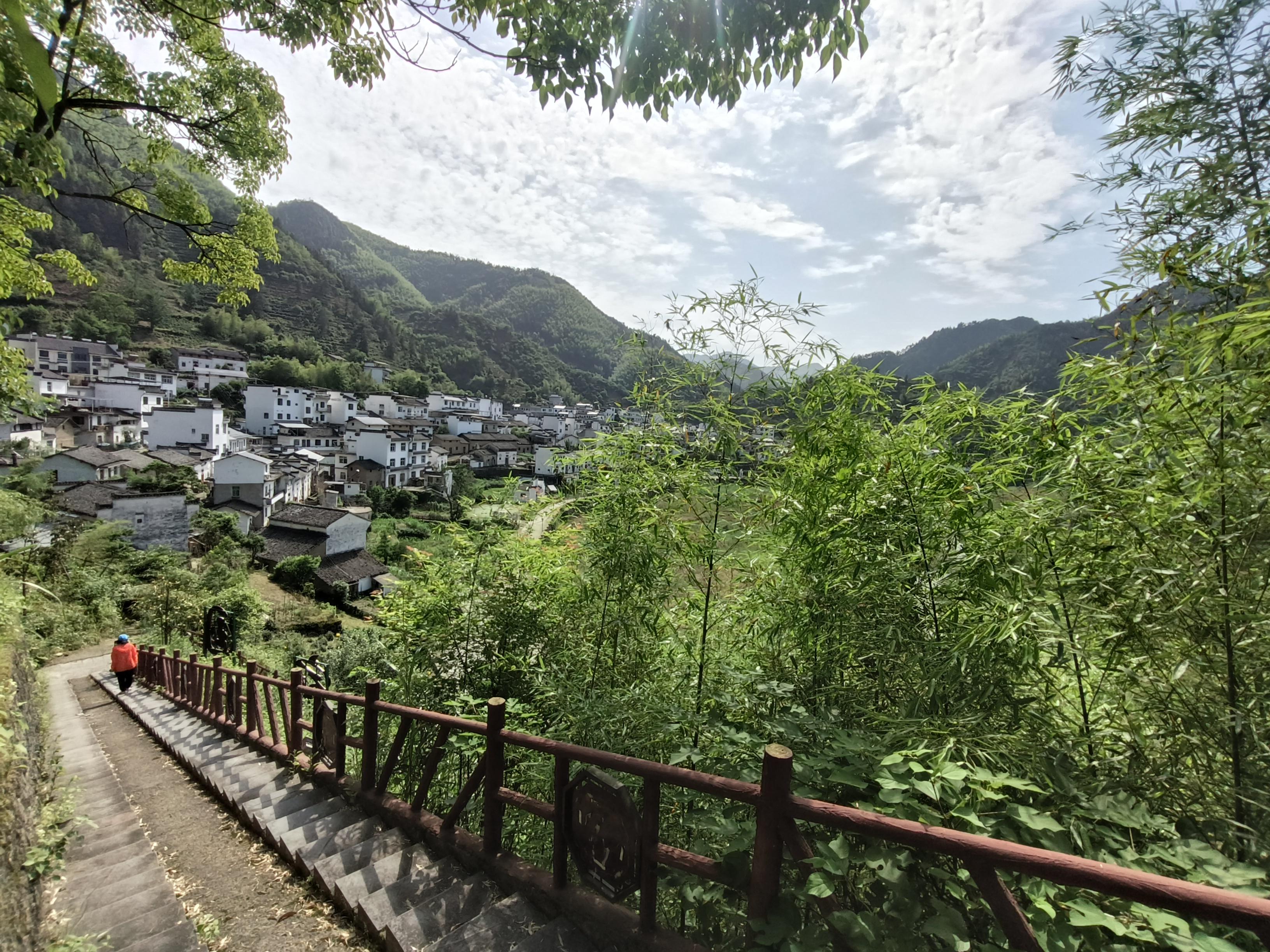 汤口镇到黄山风景区图片