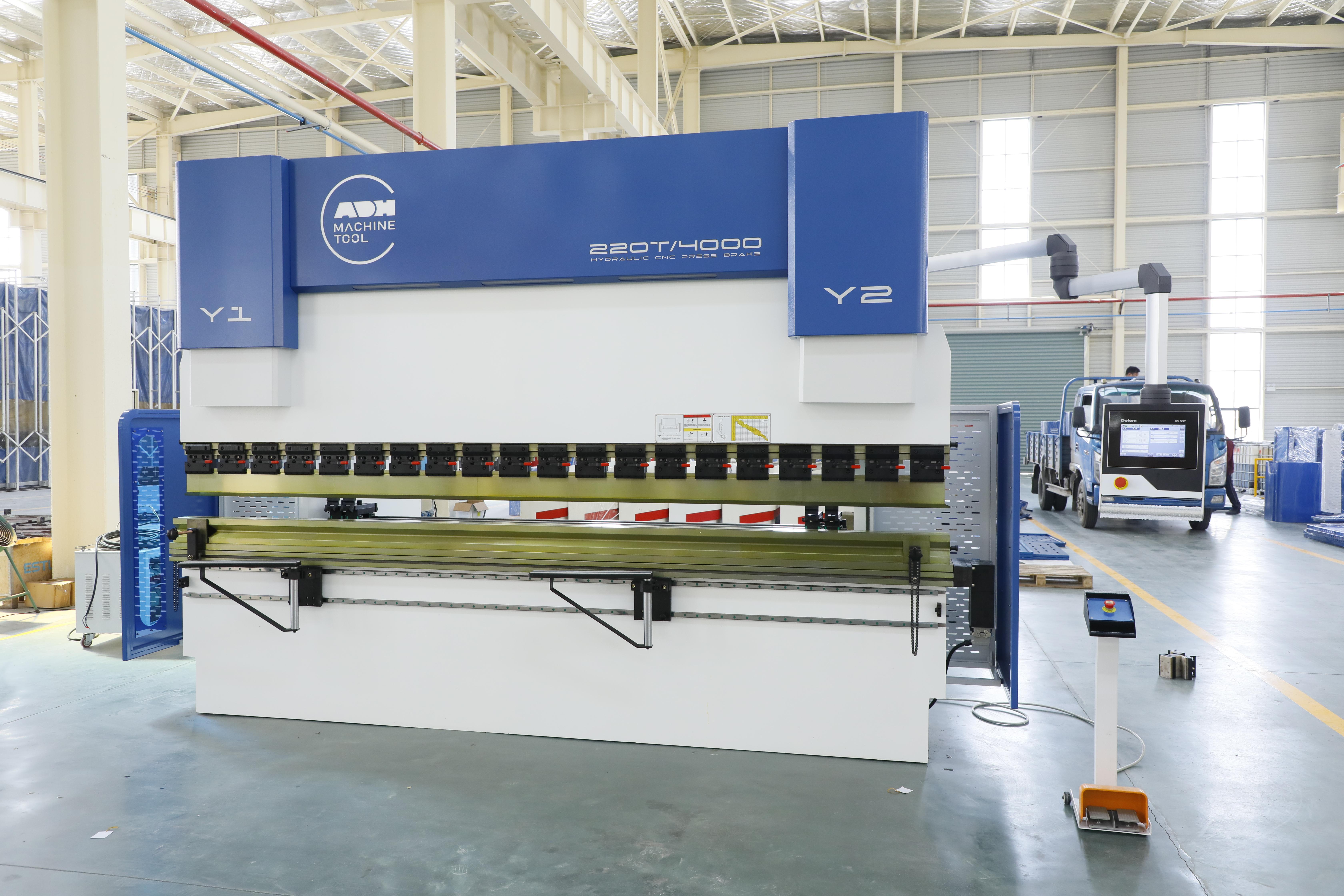 220t4000东海裕祥数控折弯机搭配53