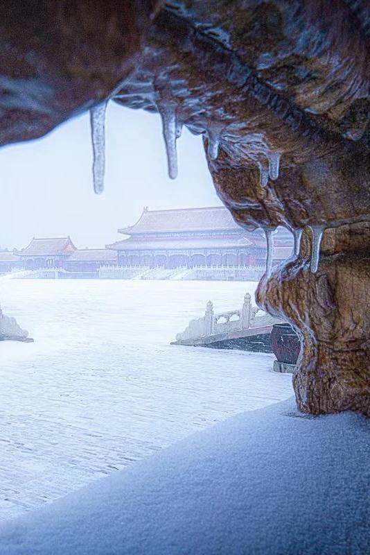 先行者 的想法: 雪压冬云白絮飞 | 雪压冬云白絮飞, br>万花纷谢一时