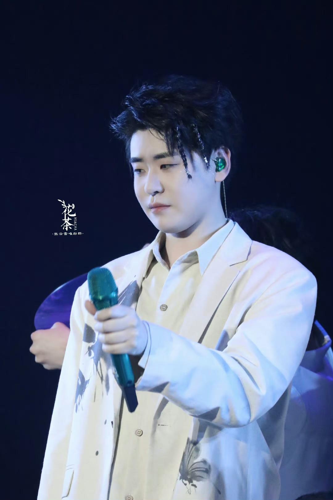 开心果 的想法: 张云雷天津演唱会 | 温柔的,炸裂的都不是你皆是你!