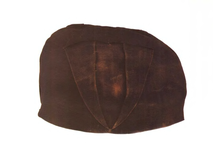 金国时期的女真服饰与后金清代的旗人服饰有何异同