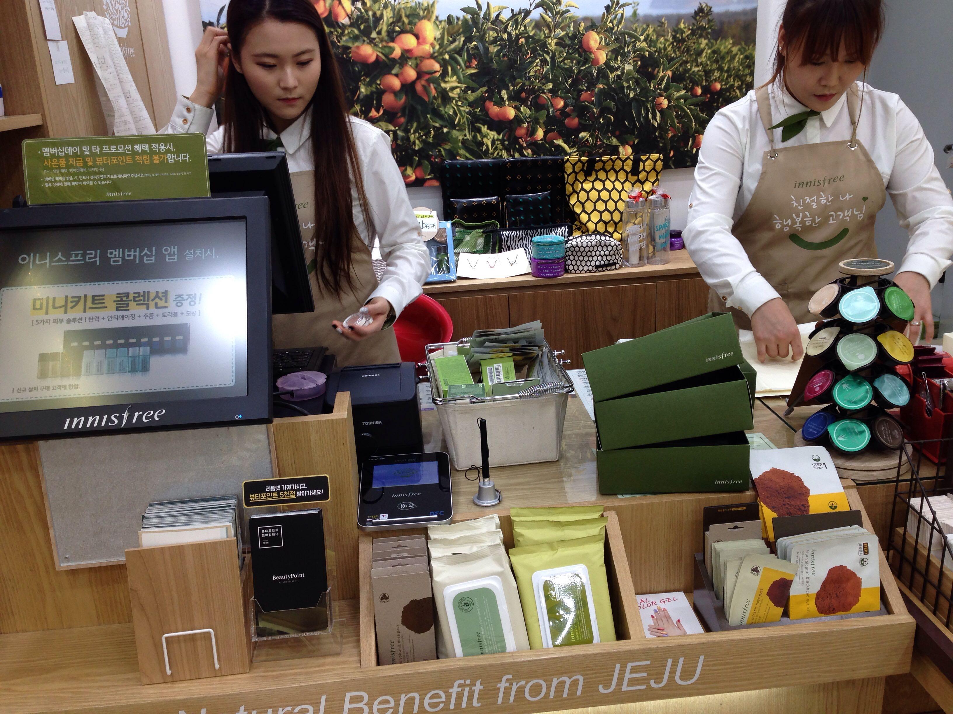 淘宝化妆品护肤品号称专柜拿货是真的吗