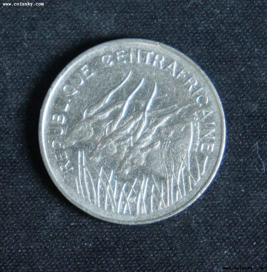 1975年的100元喀麦隆中非法郎硬币价值多少人民币