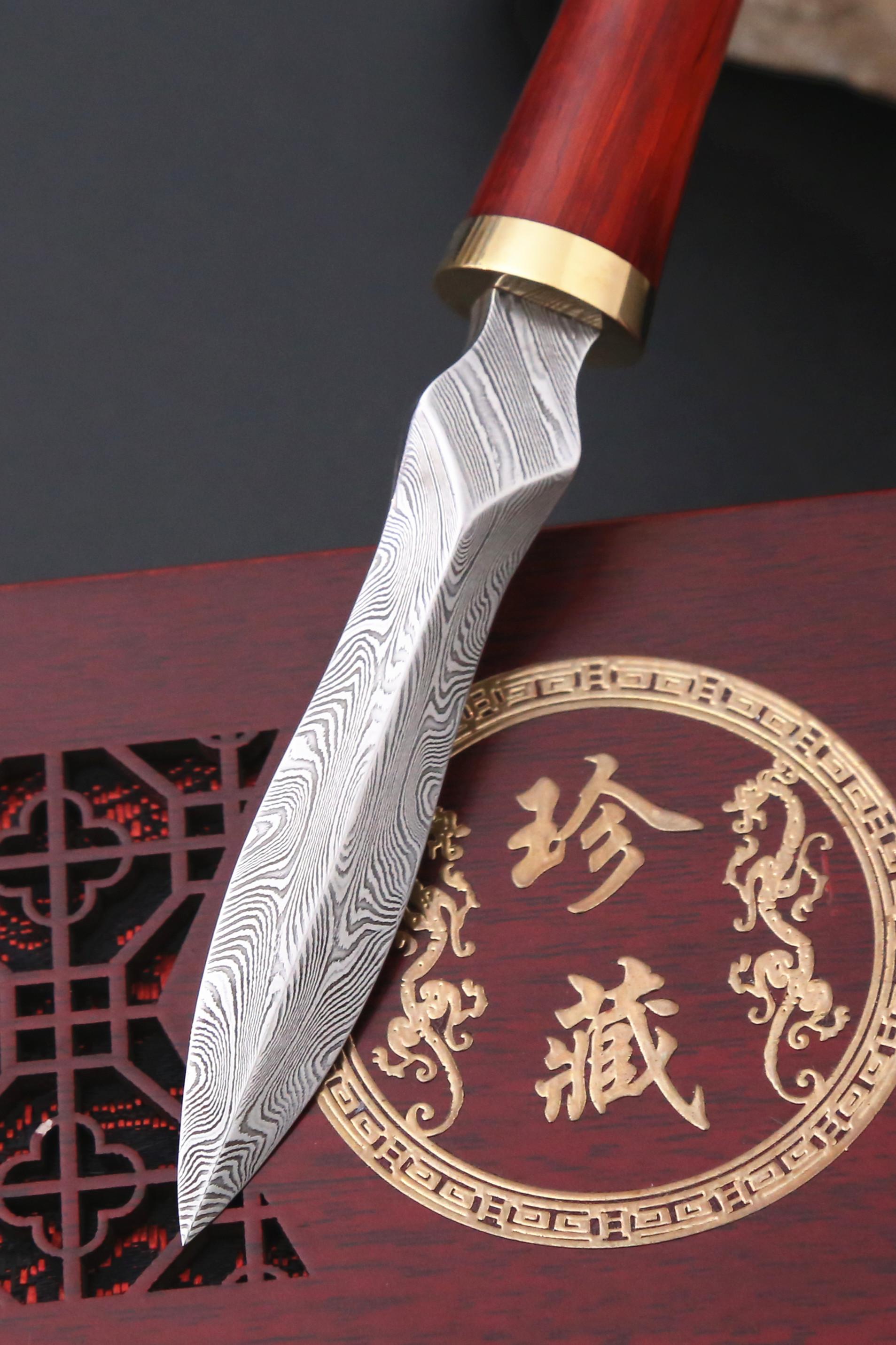 如何分辨大马士革钢刀的真假?