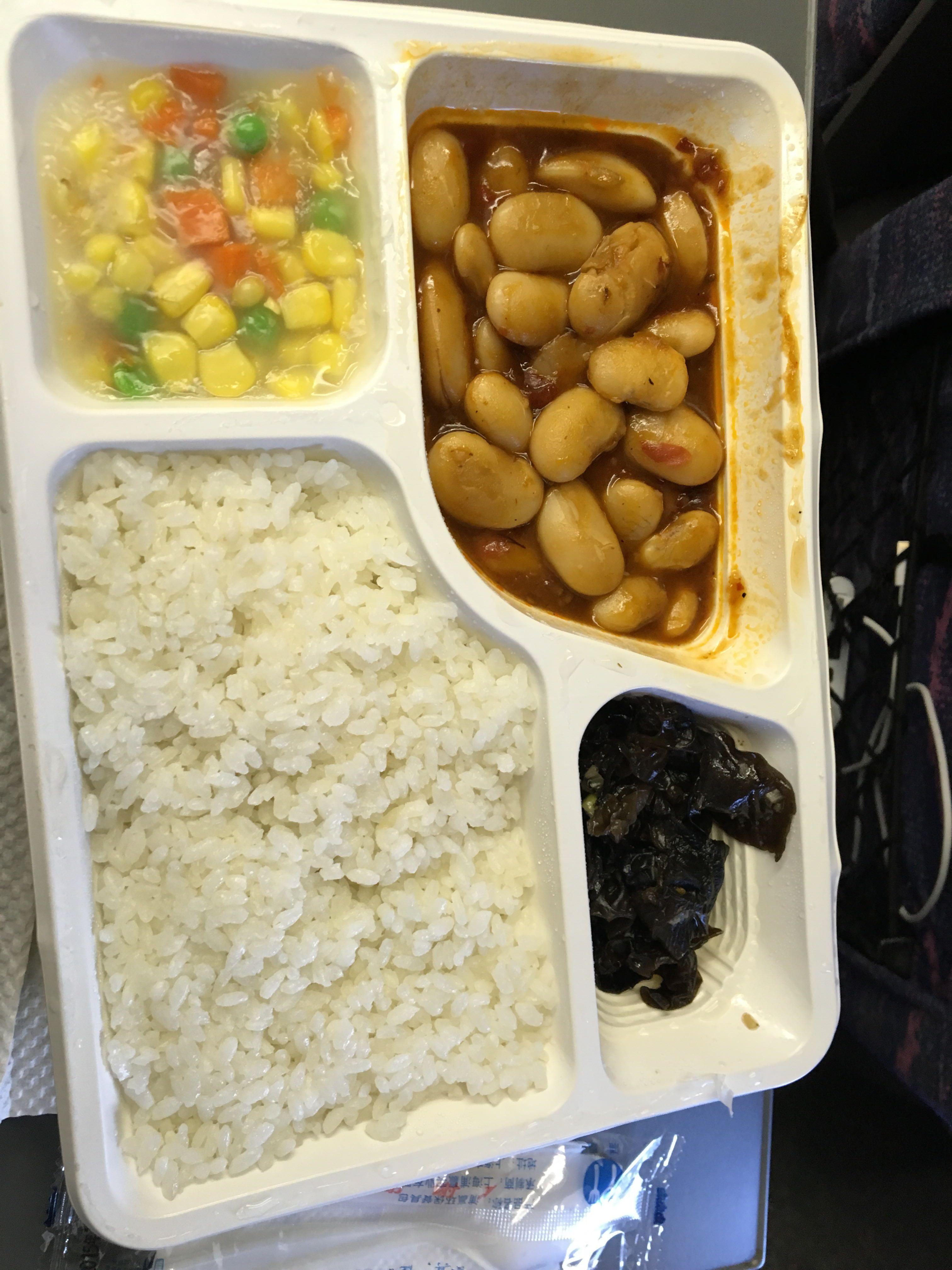 动车盒饭定价40元一份是否合理