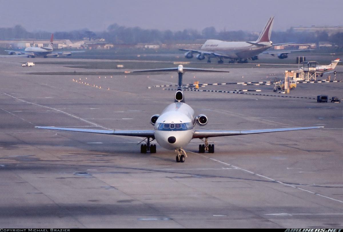 67 写回答 登录/注册 飞机 飞行 航空 飞行器设计 客机 三叉戟客机