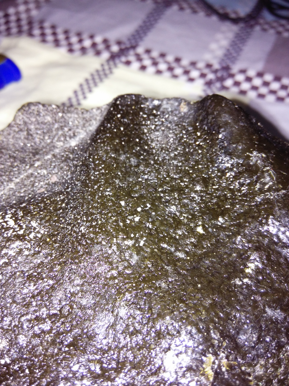 请问怎么辨别黑曜石和沥青