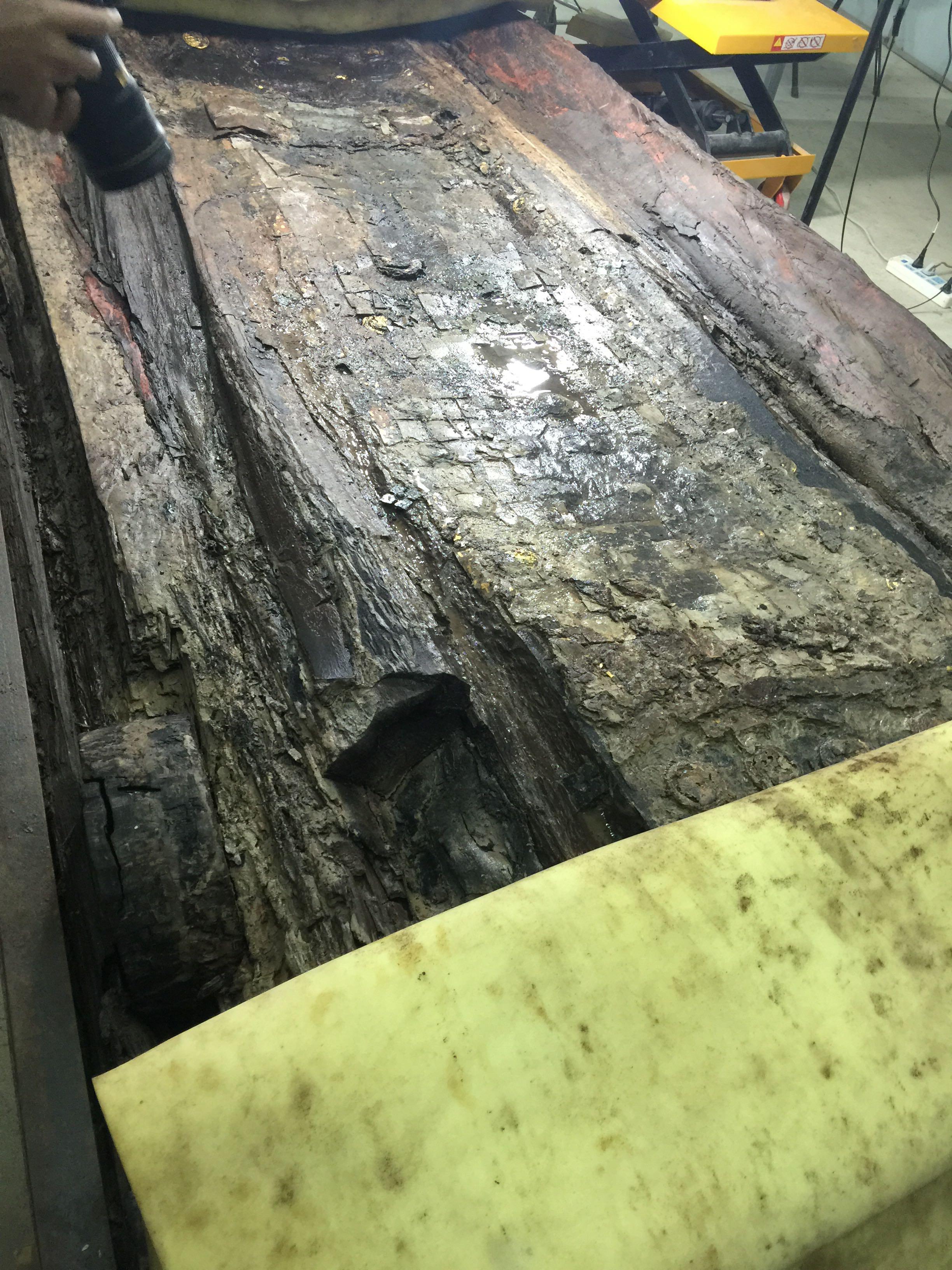 海昏侯墓出土的过万枚简牍中会否有类似竹书纪年的发现
