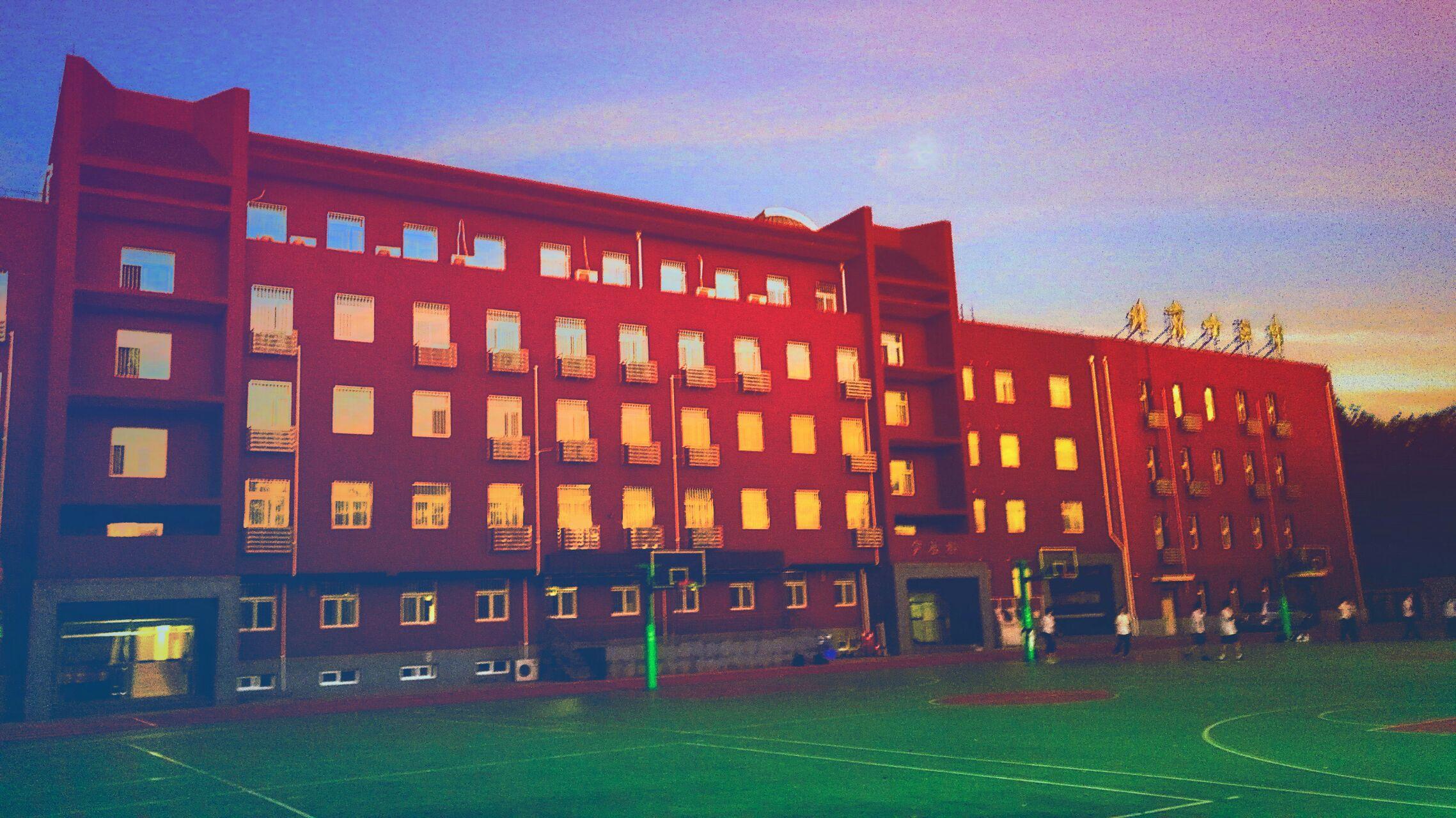 在北京十三中就读是一种怎样的体验? - 知乎