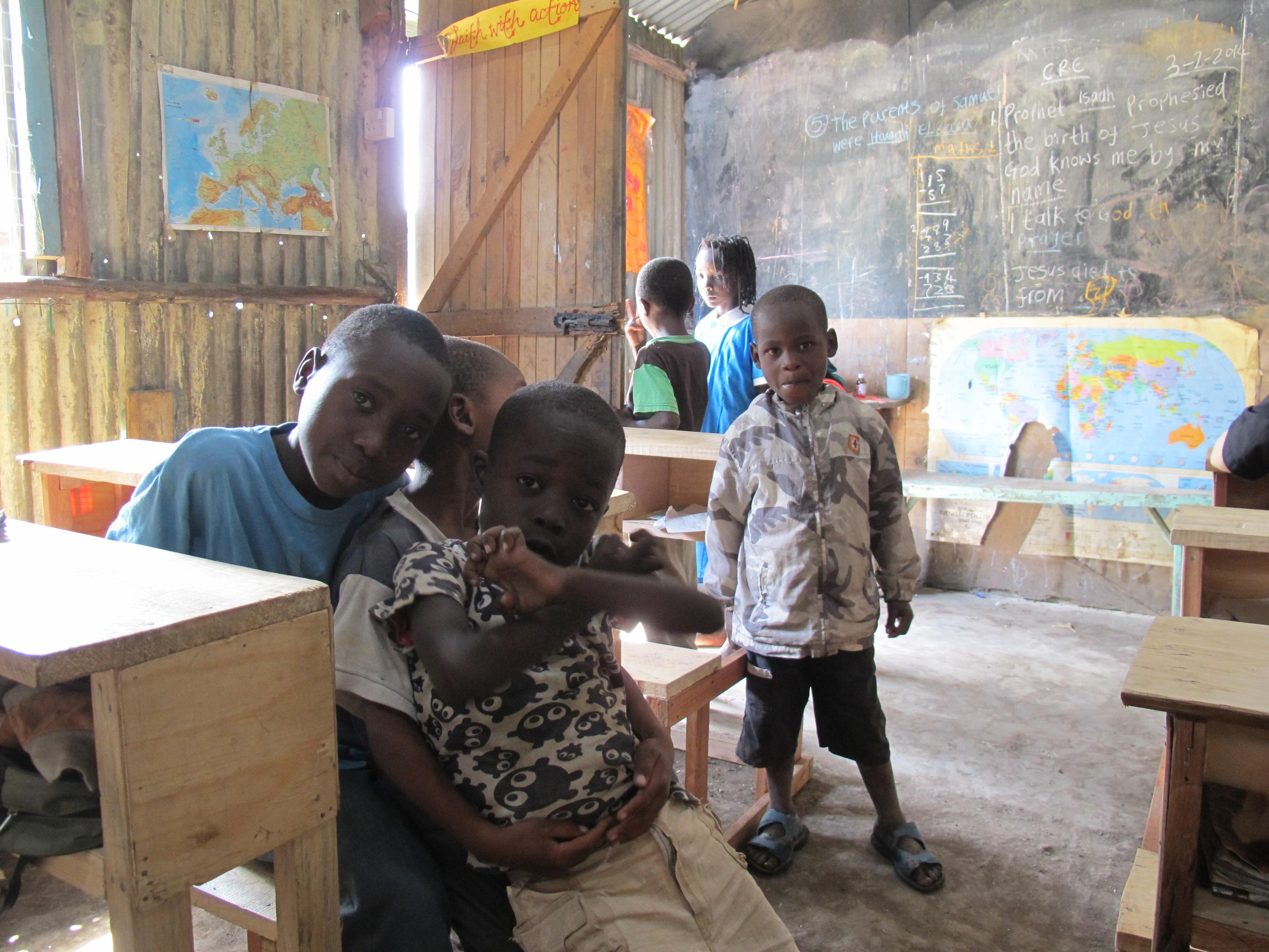 到非洲旅行带 8 岁小朋友同行有哪些需要注意的事项?