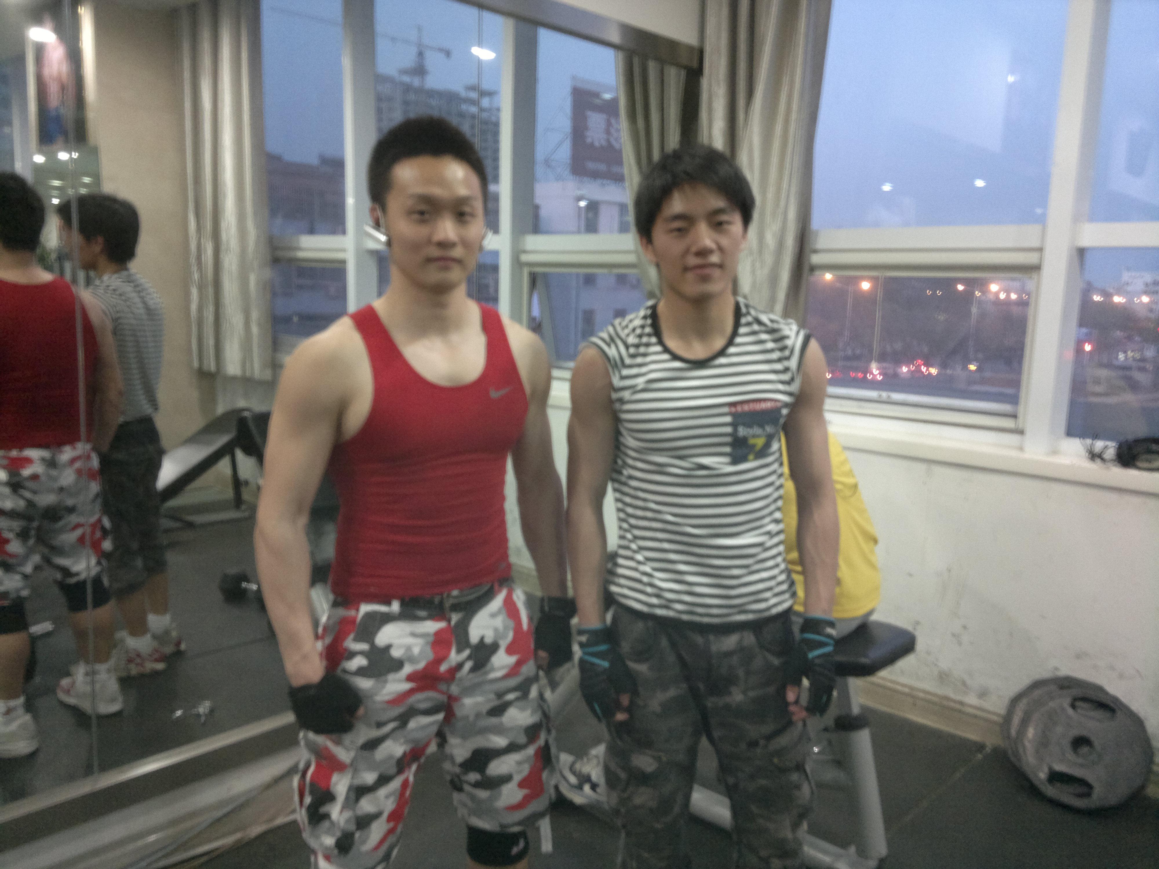 体型瘦弱的人长期健身变壮是一种什么体验? - 知乎