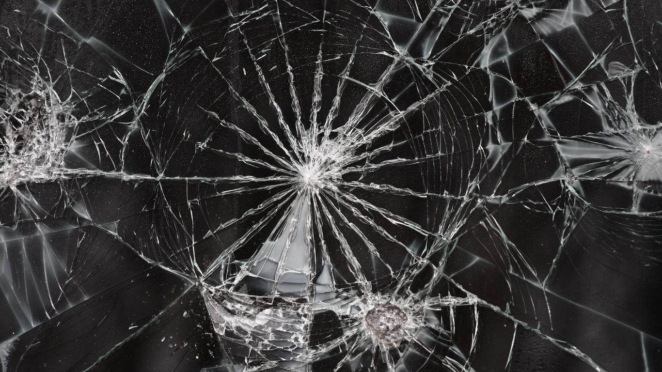 各位程序员你们的电脑桌面壁纸都是什么呢