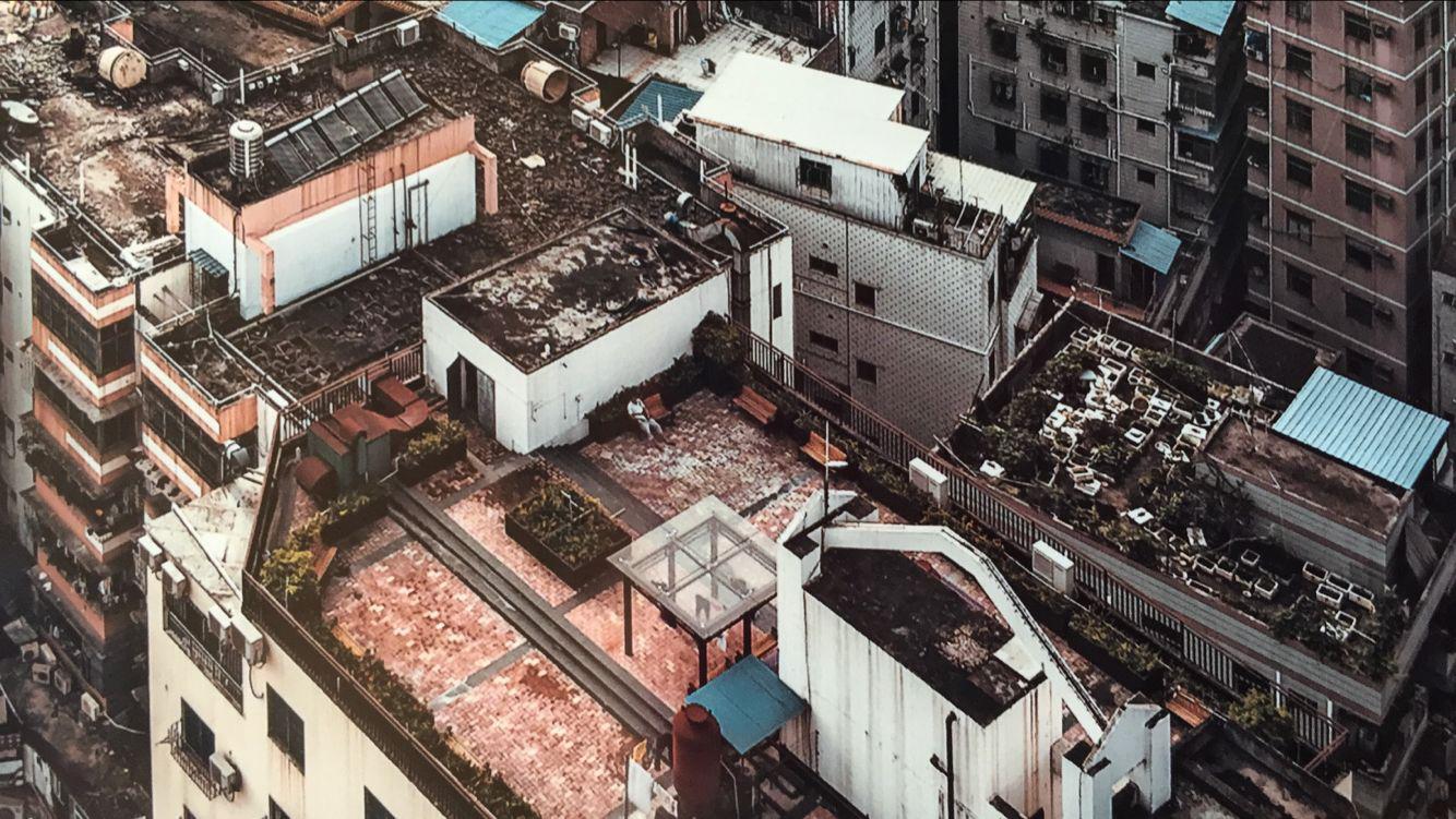 这张「猪笼城寨」怎么调才可以显得通透有质感,我调不好主要是前期