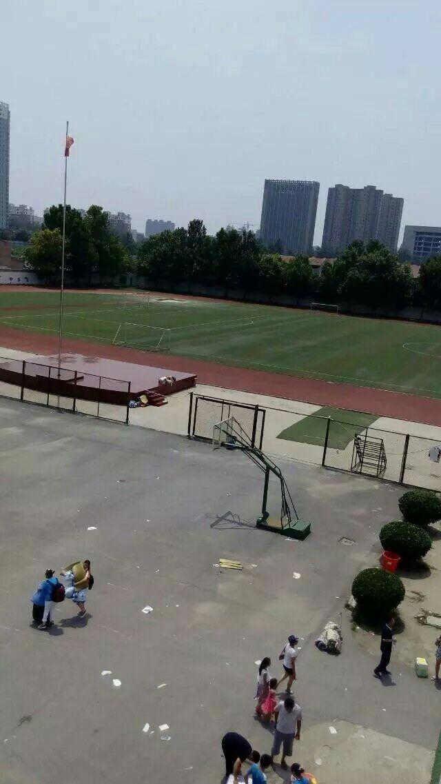 在商丘一高就读是怎样的一种体验?