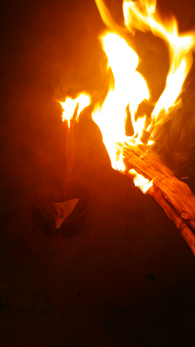 古代的「火把」是怎样制作的?