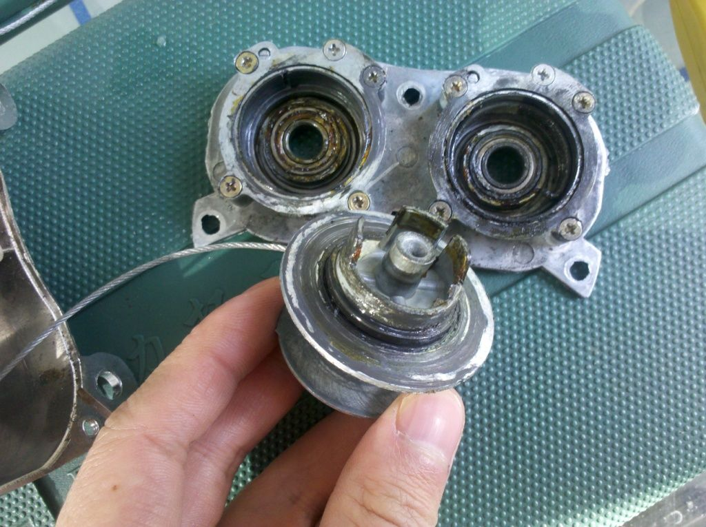 升降手摇器自锁原理是什么