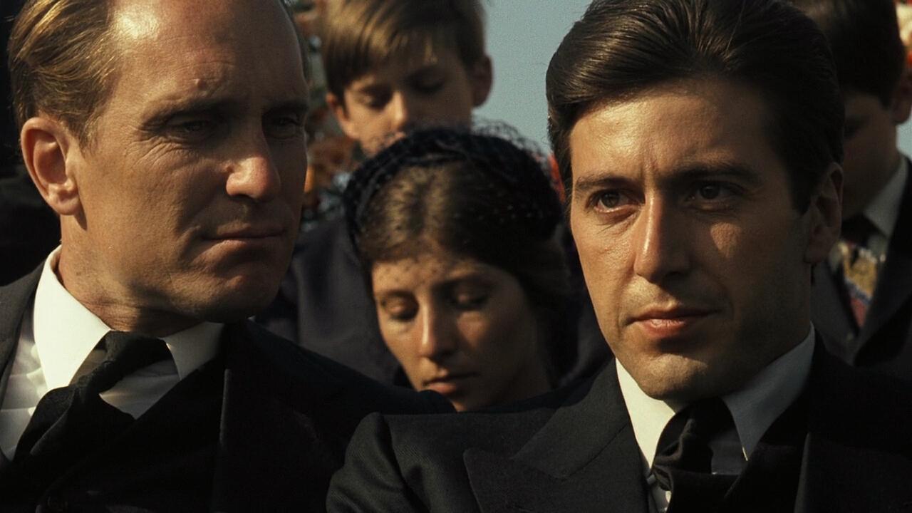 教父1中有一段教堂洗礼新生儿与黑帮复仇相互穿插的镜头为什么能成为