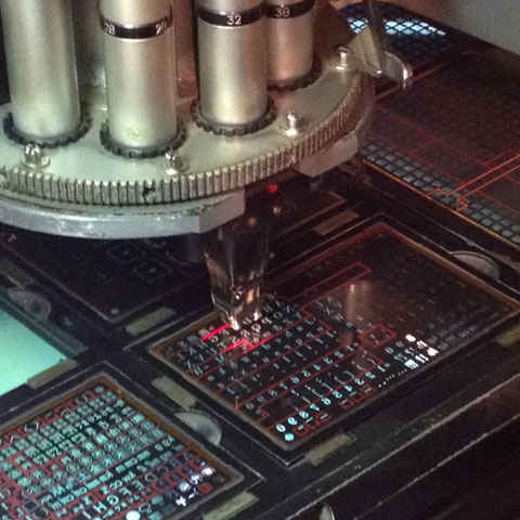 照相排字(写真植字)的工作原理是怎么样的? 知乎