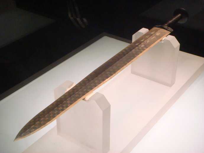 说说你们所了解的古代的剑的发展? - 知乎