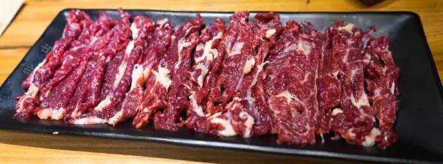 潮汕牛肉中的吊龙伴、脖仁、匙柄、五花趾、三花趾、匙仁、胸口朥等等都是哪些部位? - 知乎