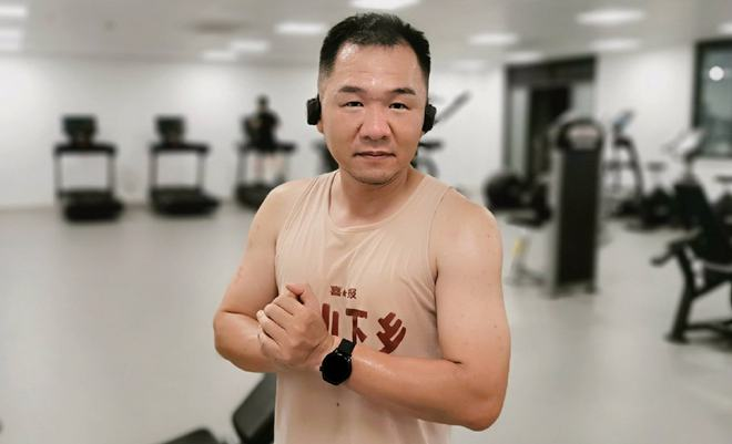 如何看待网红大漠叔叔从公安机关离职? - 知乎