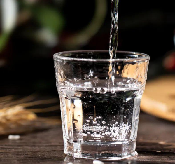 外国明明也有高酒精度的烈酒，为什么会喝不惯中国的白酒？