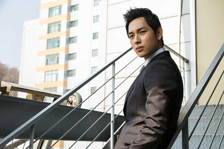 任时完 / 金善映 / 朴秉恩 / 韩昌贤 / choo / 朴敬贞 / 朴亨洙