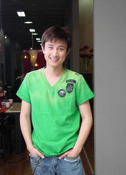 文章 / 张晨光 / 毕彦君 / 崔志刚 / 张谦 / 苏小明 / 吴玉华 / 程雍