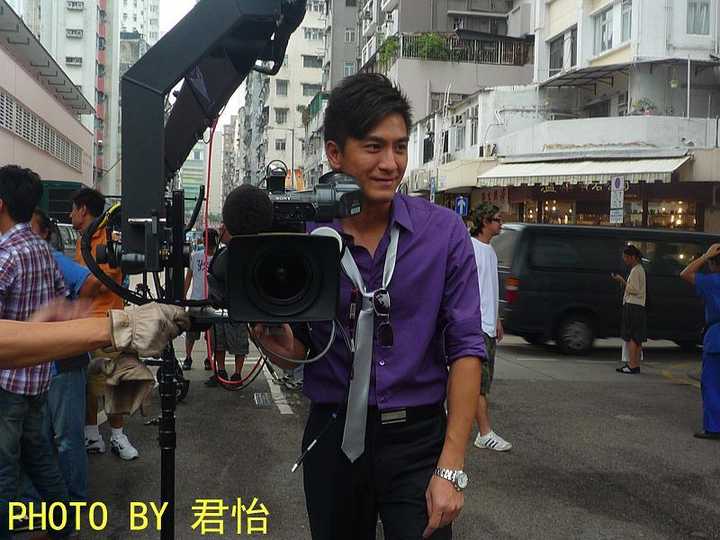 芷菁 / 林峯 / 杨怡 / 马国明 / 罗乐林 / 罗天池 / 黄浩然 / 潘冠霖