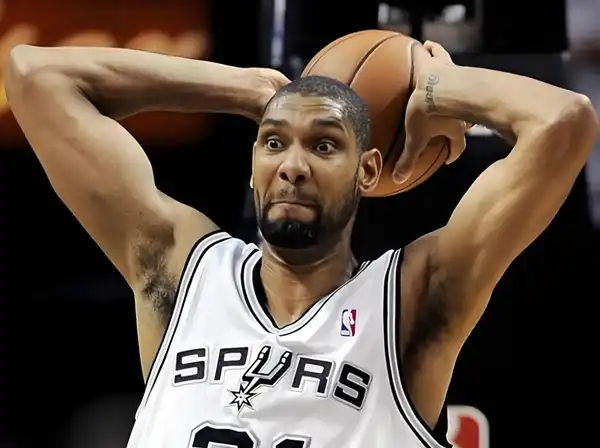 库里、乔丹、奥尼尔、邓肯，你会选哪个作为核心建队？