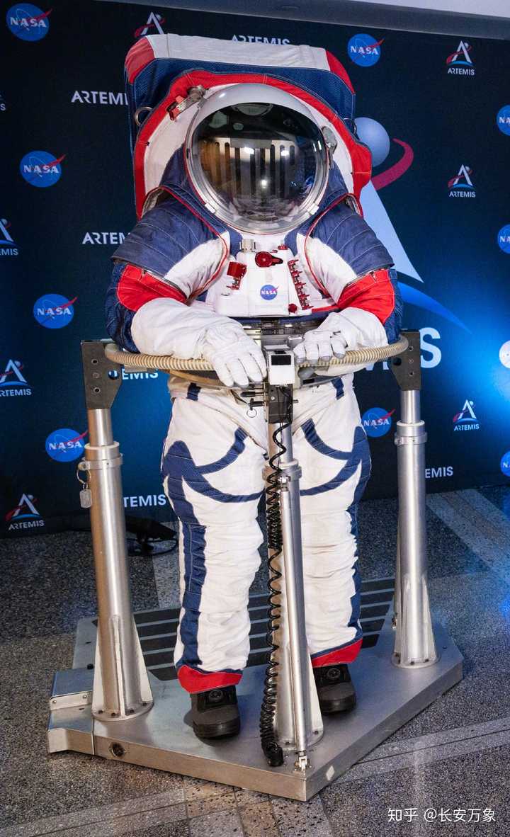 有谁了解太空探索技术公司(SpaceX)的宇航服? - 知乎