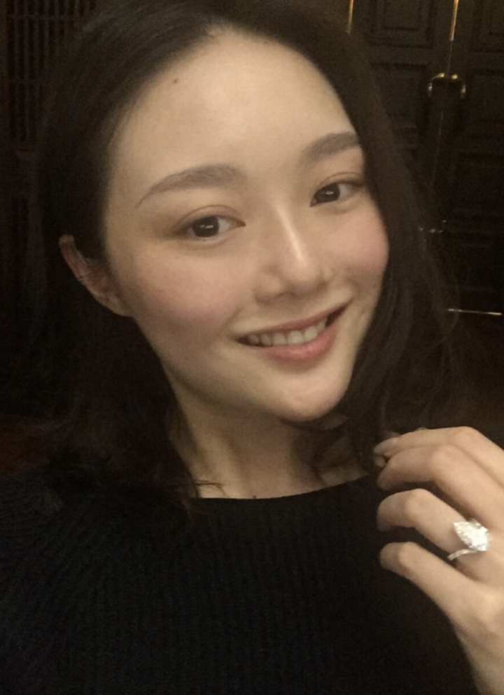 如何评价雷婉莹(晚晚)? - 知乎