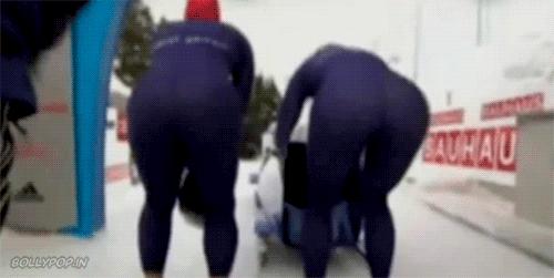 Bobsledder Rips Her Pants Right Before Race - FanBuzz