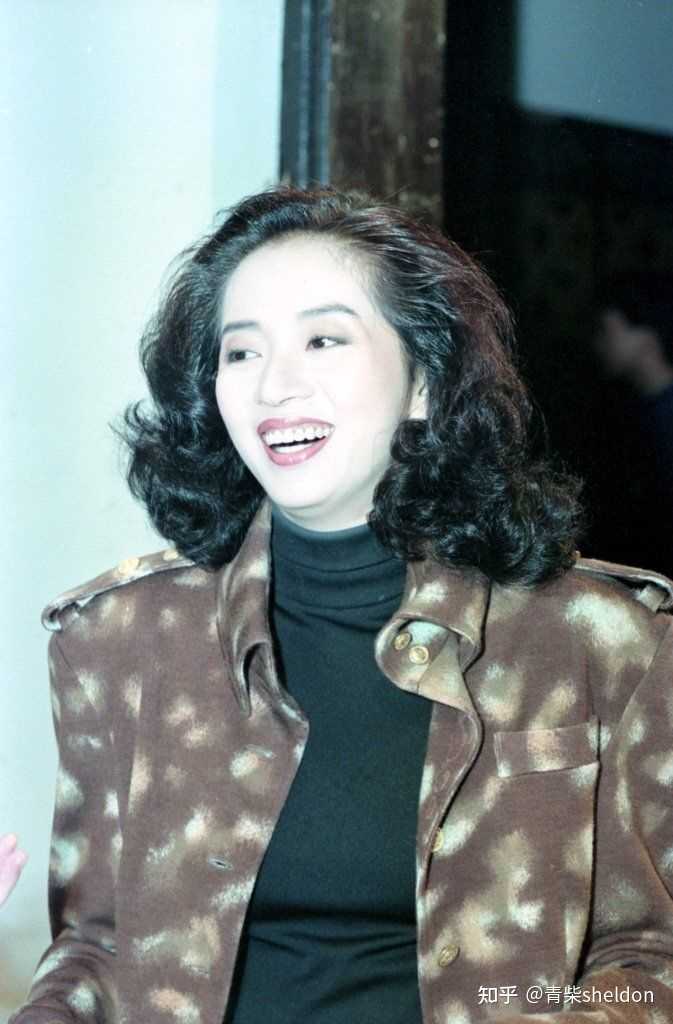 马丽成中国影史首位票房超过 200 亿女演员，怎样评价她的演技？你最喜欢她哪部作品？ - 知乎