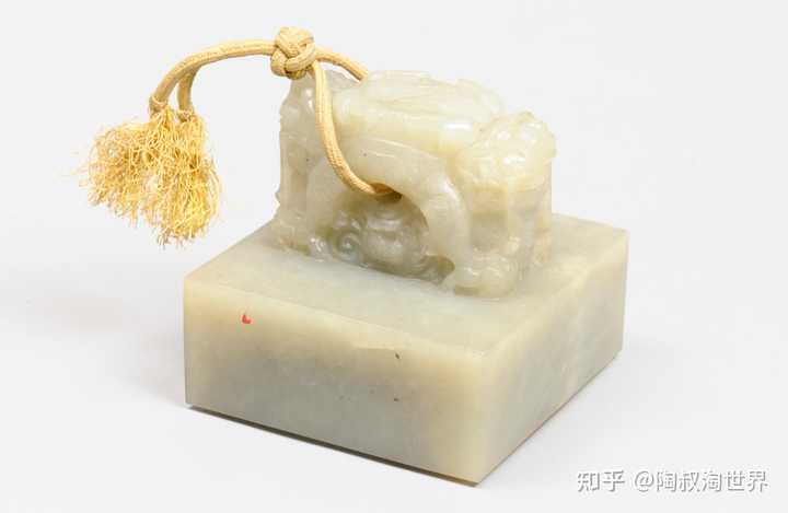 豪華 翡翠風 置物 和田玉 岫玉 豪華 翡翠風 置物 和田玉 岫玉 - メルカリ