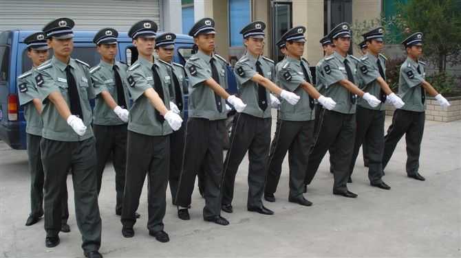 中国的保安服装属于制式服装吗？ - 知乎