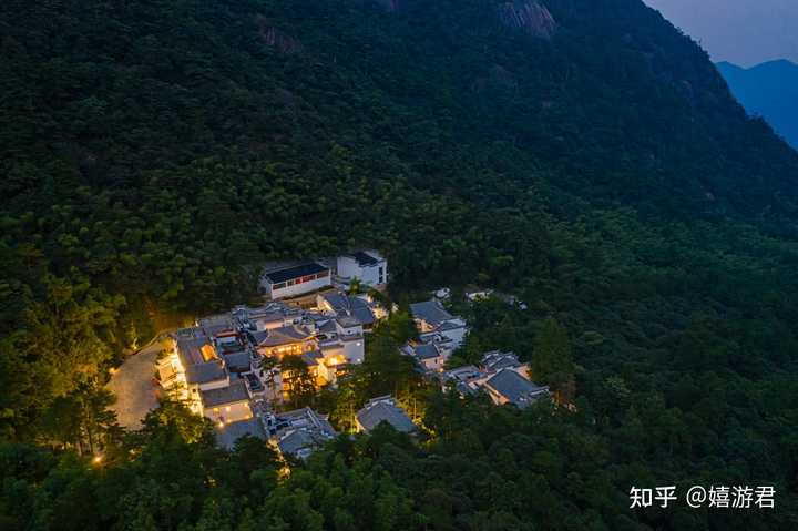 黄山飞来石红楼梦取景图_黄山飞来石的图片_黄山飞来石