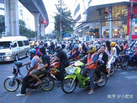 弯梁摩托车相比跨骑摩托车有哪些优点? - 知乎