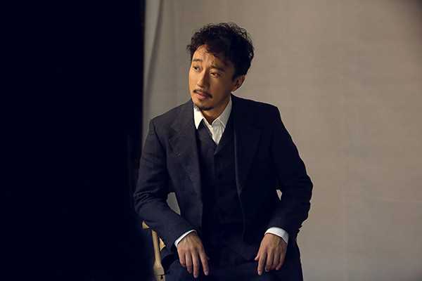 东 / 林更新 / 归亚蕾 / 张国立 / 王耀庆 / 蒋勤勤 / 何冰 / 张家声