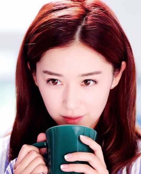 图片20查看更多简介影人:黄宗泽 / 阚清子 / 罗云熙 / 黄小蕾