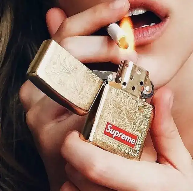 極美品 supreme engraved brass zippo 14fw 格安オンラインストア ar